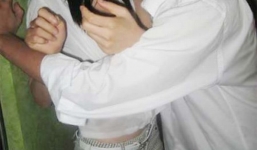 Theo bé gái vào nhà vệ sinh, quản lý tiệm Internet đi tù